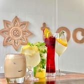 【オリジナルカクテル】バーテンダーが作る本格的なカクテルは自信を持ってオススメします。素敵な夜をお楽しみください。お気軽に飲めるリーズナブルワインからとっておきのワイン、シャンパンまで、お料理を引き立てるワインを常時ご用意しております。選ぶのに迷ったら、お気軽にお聞きくださいね。 