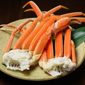 【名物かに料理】門前仲町で人気のかに料理専門店。産地直送の新鮮な蟹を、刺し・焼き・釜飯など多彩な調理法で堪能できます。蟹味噌や甲羅焼きも人気で、宴会や接待にも最適。