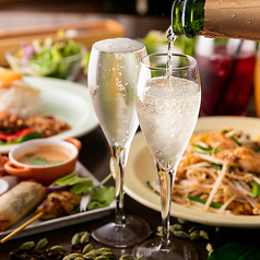 ランチタイムは ALL 500円