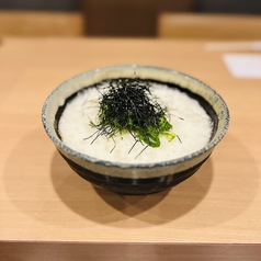 そうめん(温 白ネギかき揚げ乗せ/冷 冷やしとろろがけ)