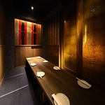 スタイリッシュな【完全個室】2～4、5～12、13～20名様等、最大54名人数に合わせて◎