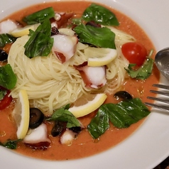 時期や季節に応じた食材でメニューを考案！