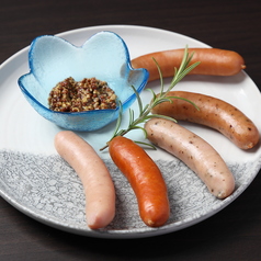 ソーセージ盛り合わせ 