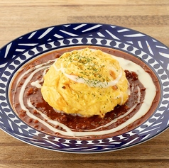 ミートソースのチーズオムライス