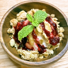 「手軽にキレイをプラス。」濃厚グリークヨーグルト