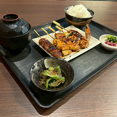 ランチメニューは14時まで！鳥せい自慢の鶏料理をぜひ☆