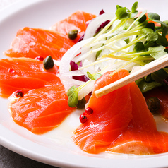 サーモンのカルパッチョ
