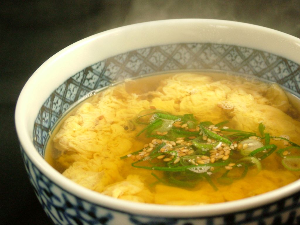 ここであっさりスープ。（食べ放題に付いてきます）