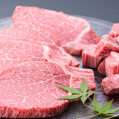 飛騨牛や魚介、すべての食材にこだわります。