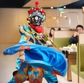 中国伝統芸能「変面」＜変瞼(へんけん)＞とは中国の古典劇を観覧しながら、お食事をお楽しみくださいませ。【川崎 駅前 個室 女子会 火鍋 ランチ 居酒屋 宴会 食べ放題 デート 飲み放題】
