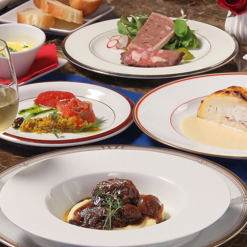 東北ブラッスリー トレジオンルリエの写真ギャラリー