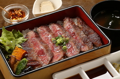 飛騨牛ステーキ重（100g）