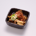 料理メニュー写真 牛スジ煮込み