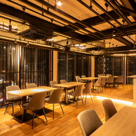 開放的でモダンな空間！仲間と楽しむ特別なひととき♪