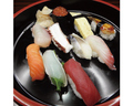 料理メニュー写真 握り寿司10種
