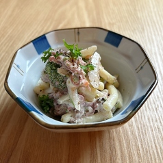 コンビーフマカロニサラダ