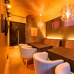 落ち着く個室空間で素敵な宴会を！最大10名様まで