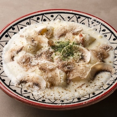 フレッシュマッシュルームのカルボナーラ風ニョッキ