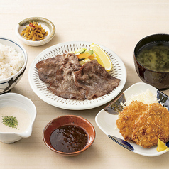 ヒレカツと牛たん麦とろろ定食