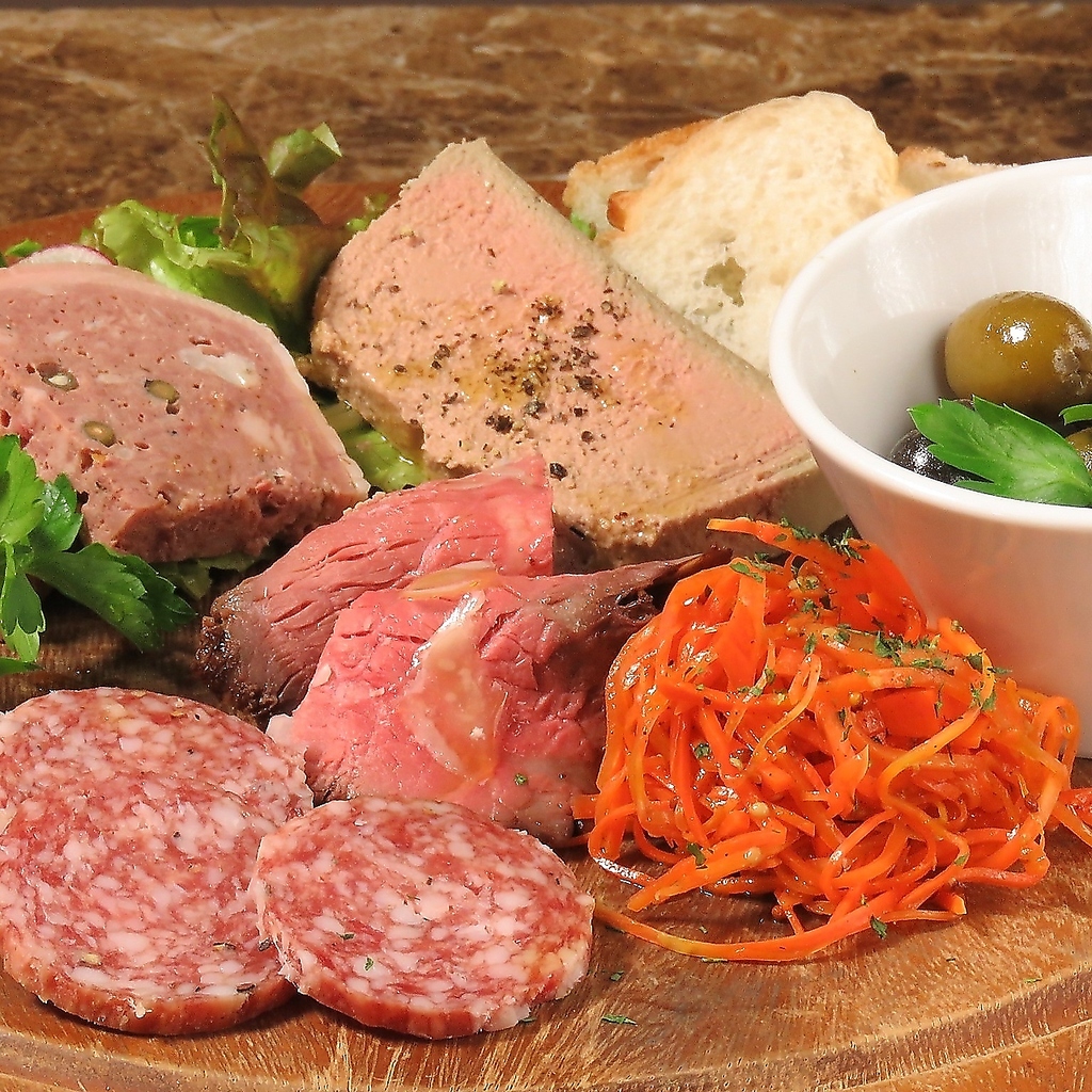 東北ブラッスリー トレジオンルリエの写真ギャラリー