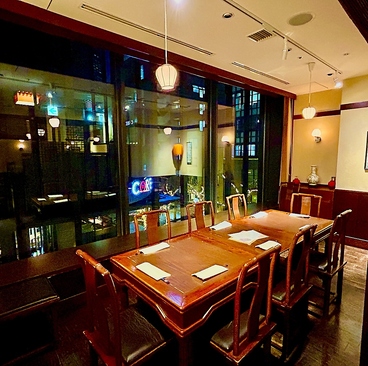 中国名菜 孫 COREDO室町の雰囲気1