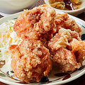 料理メニュー写真&nbsp;でか丸唐揚げ (2個)