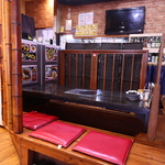 お店のあたたかい雰囲気が外まで溢れているかの様な佇まい。初めてお越しの方もお気軽にお入り下さい