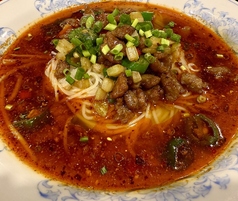 ピリ辛牛肉炒めのせビーフン