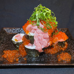 とろたくこぼれ寿司