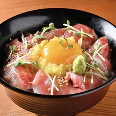 まぐろの脳天大トロ（頭肉丼）