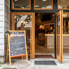 THE PUB MADONNAの外観2