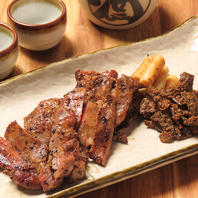 仙台名物牛タン。炭火焼きの香ばしさと旨味を堪能