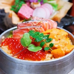 【魚介たっぷりの釜飯】釜飯ももちろんひと釜ずつの炊きたて！コースでも楽しめます