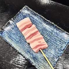 ≪鹿児島黒豚バラ≫皆様に必ず食べていただきたい1本★赤身と脂肪のバランスが抜群で旨み成分がケタ違い。の写真