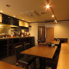 テーブル席です