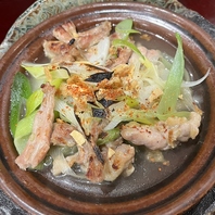 お酒もご飯も止まらない！鳥せせりのネギ塩だれ炒め