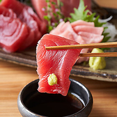 当店自慢の最高鮮度のマグロ料理はまさに天下一品!その日の朝に獲れた新鮮そのままを提供いたします。マグロ料理の他にも、厳選した海鮮料理が堪能できます!美味しいお料理でおもてなしいたします。3時間飲み放題付コースもご用意!(宴会/女子会/誕生日/記念日)