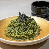 芳翠園の抹茶と青森白神山が生む風味豊かな十割蕎麦