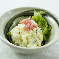 自家製ポテトサラダ
