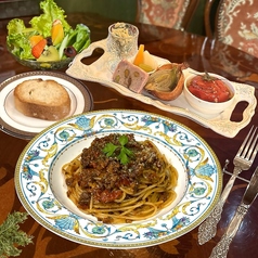 ランチ休止、再開未定