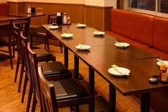 テーブルのお席は人数に応じてテーブルの組み合わせを柔軟に対応いたしますので、団体様でのご利用にも最適です！会社の飲み会やご友人との集まりなど、幅広いシーンにご利用いただけます。大森駅で居酒屋をお探しの際は是非当店をご利用ください。