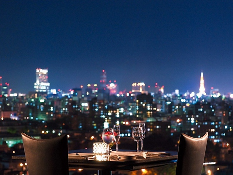 【日本新三大夜景】札幌市内の煌めく夜景に包まれて素敵なディナーを…