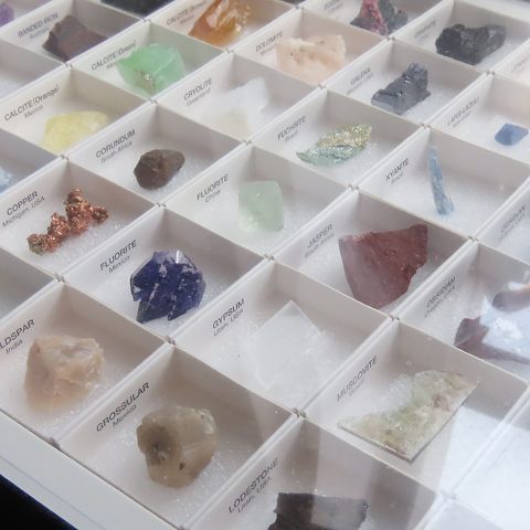 Cafe Bar & Science Room Kleines NClX