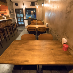 団体様のご宴会も大歓迎です!広々としたテーブル席を組み合わせて、大人数でのご利用にも柔軟に対応いたします。