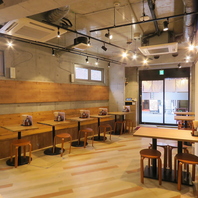 入りやすい雰囲気の当店。アットホームな雰囲気です。