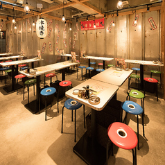 【町田駅から徒歩3分】駅近の好立地でアクセス抜群。お仕事帰りにもサクッと立ち寄りやすく、気軽な一杯にぴったりです◎友達や同僚との飲み会はもちろん、待ち合わせ前後や急な集まりにも便利。終電ギリギリまで楽しめるのも、駅近ならではの魅力です。普段使いから飲み会まで、幅広いシーンでご利用いただけます