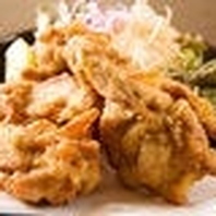 お酒が進む多彩な地鶏料理