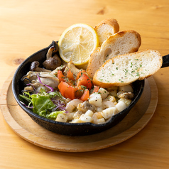 カマンベールアヒージョ