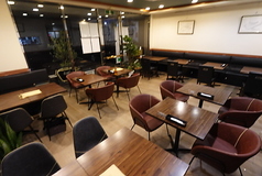 ※詳細はお店にご連絡くださいませ☆広々とした店内で、プライベートタイムをお楽しみください！着席28名様まで　半立食で40名様まで☆