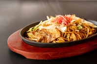 五感を刺激！最後まで熱々で味わう鉄板焼きの魔法